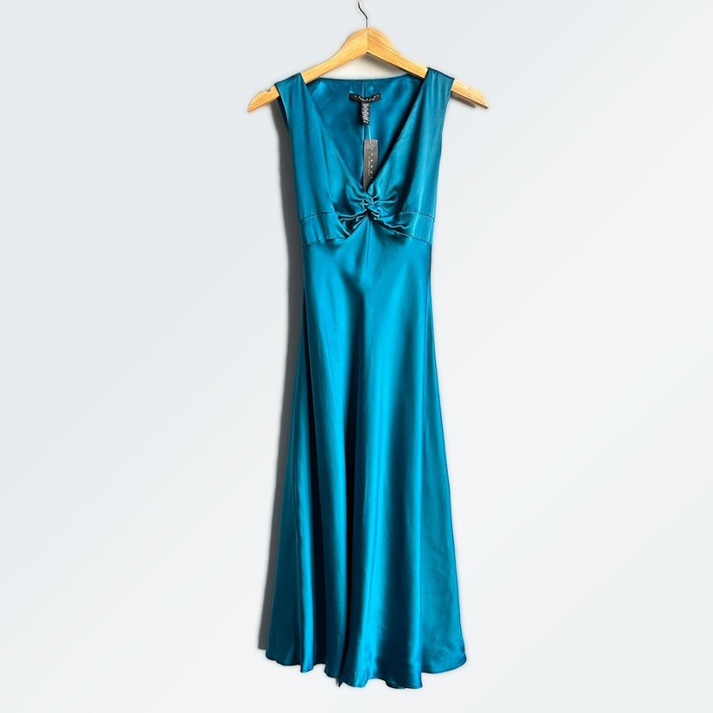 NWT Laundry by Shelli Segal Silk Formal Maxi Dress - Elegant V-Neck Prom Wedding